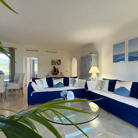 Alicate Apartment